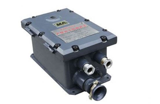 點(diǎn)擊查看詳細(xì)信息<br>標(biāo)題：礦用150W隔爆電源箱 閱讀次數(shù)：2119