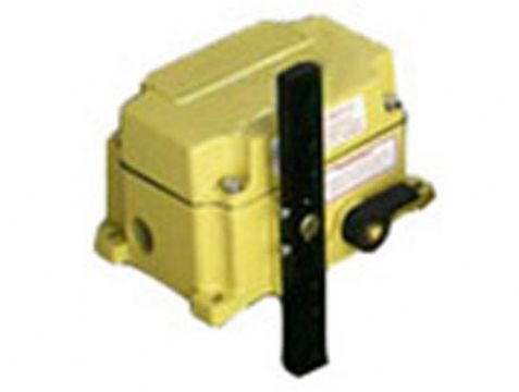 點擊查看詳細信息<br>標題：HFKLT2-N拉繩開關 閱讀次數：2250