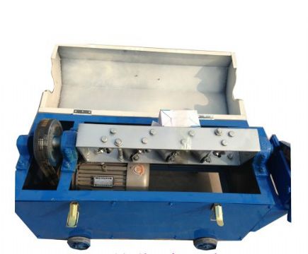 點(diǎn)擊查看詳細(xì)信息<br>標(biāo)題：3-12型鋼筋調(diào)直切斷機(jī) 閱讀次數(shù)：1842