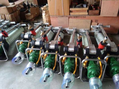 點(diǎn)擊查看詳細(xì)信息<br>標(biāo)題：MQT-130/2.8型氣動錨桿鉆機(jī)15898635797 0537-3202711 閱讀次數(shù)：2666