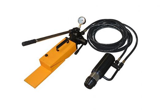 點(diǎn)擊查看詳細(xì)信息<br>標(biāo)題：MQ18-400/40礦用錨索張拉機(jī)具 閱讀次數(shù)：1457